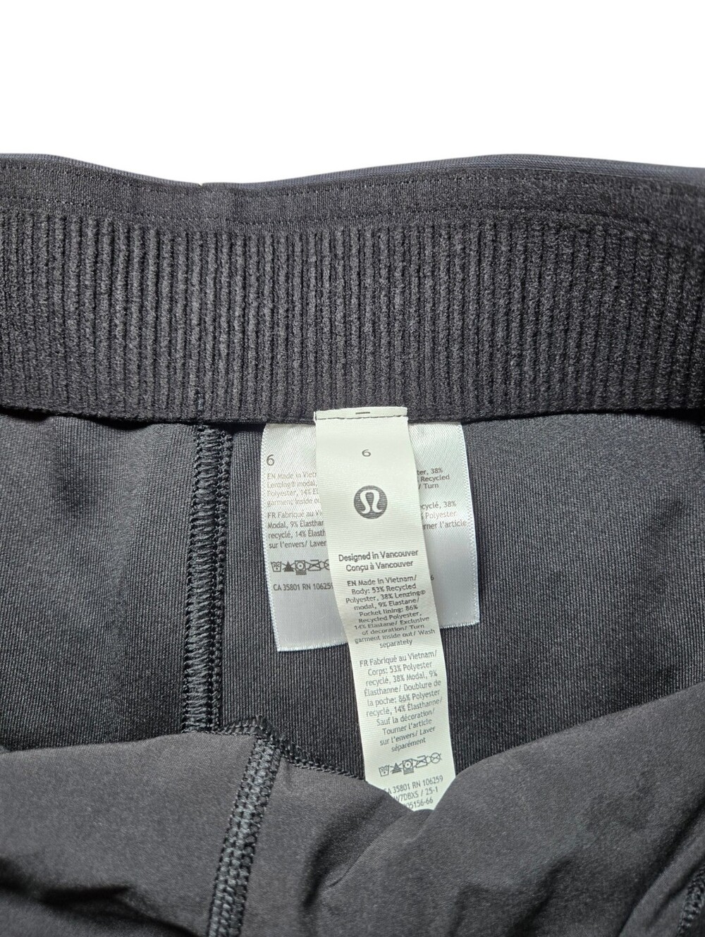 Lululemon Softstreme Kick-Flare Mid-Rise Short 4" - Black - Picture 6 of 8